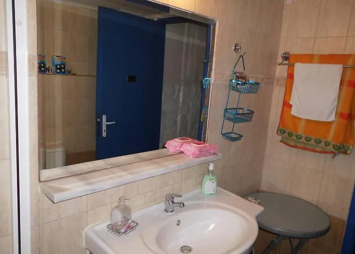 Apartment παραλια γαυρίου *